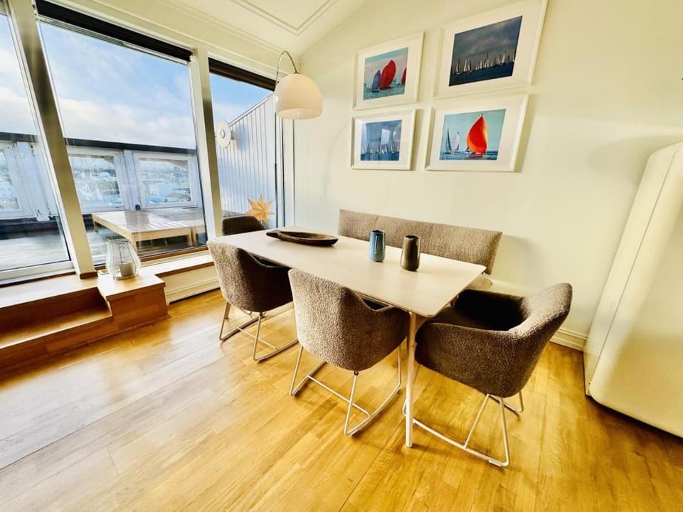 Berringer, Captainsroom, direkt an der Promenade Apartment in Mecklenburg-Vorpommern, Germany