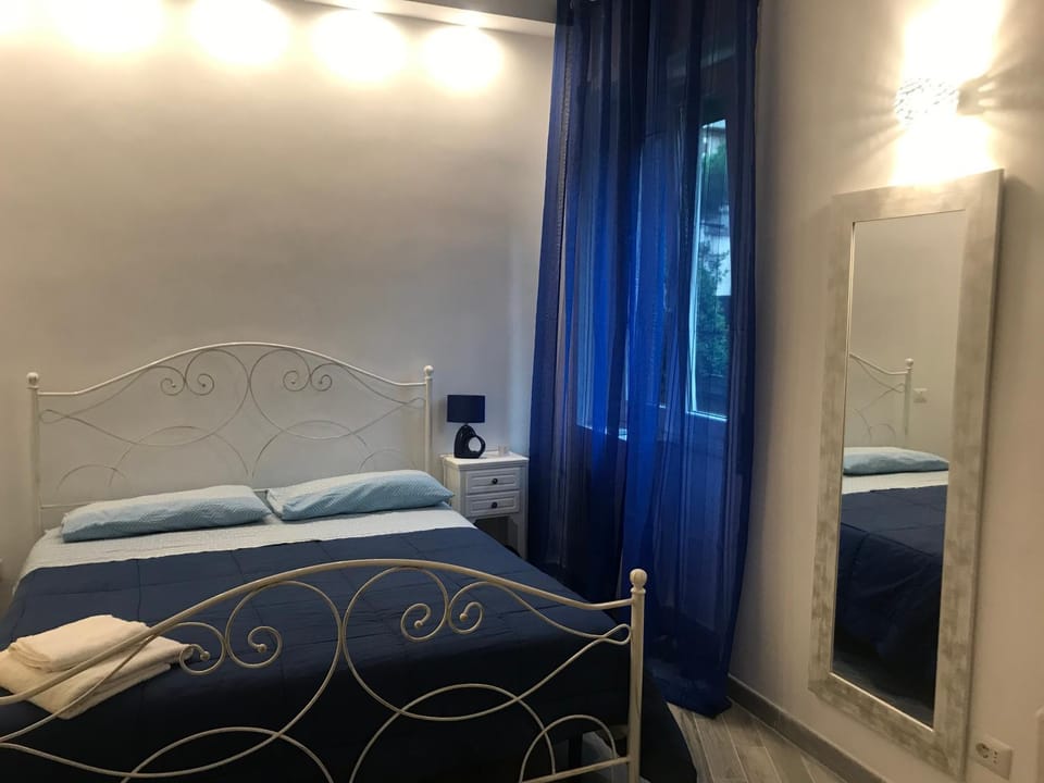 LunaBlù Cinecitta' Bed and Breakfast in Rome
