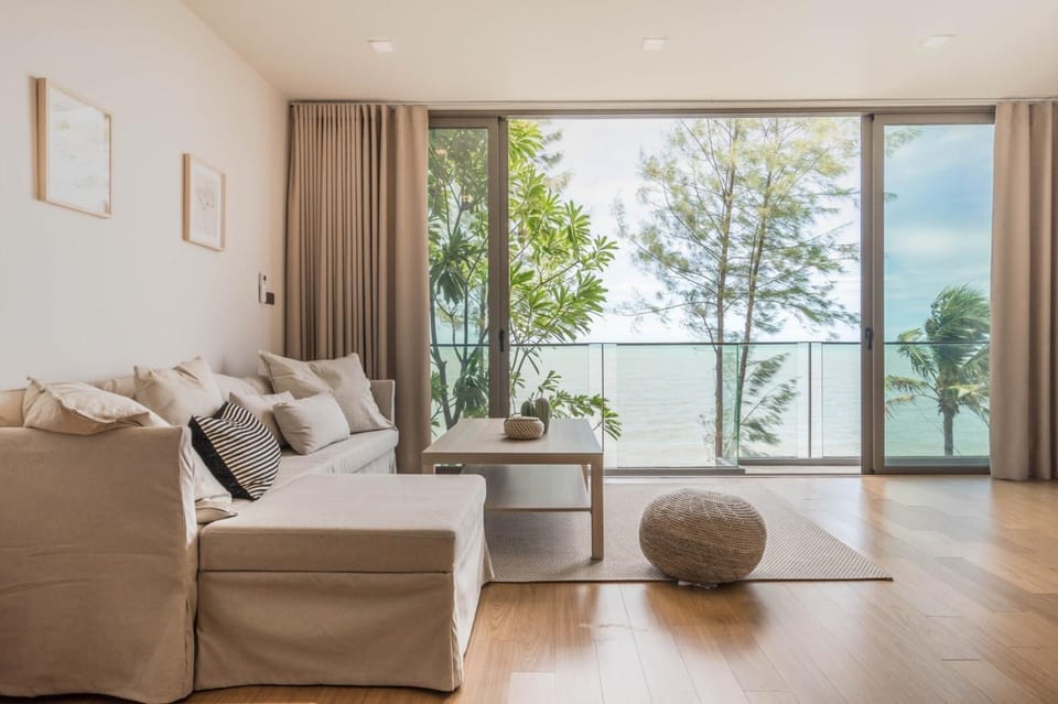 View (from property/room), Living room, Sea view, Sea view