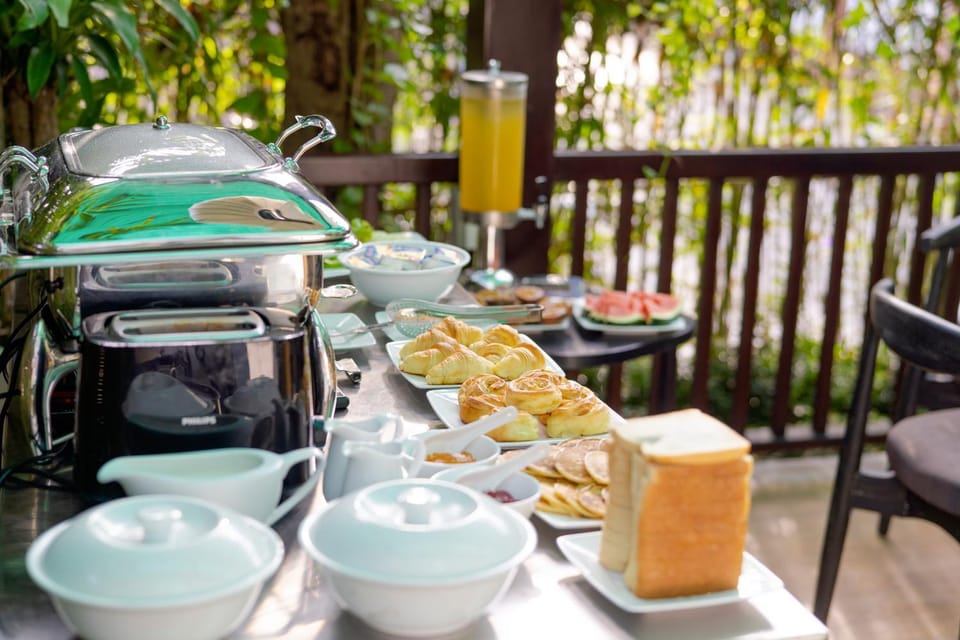 Food, Buffet breakfast, Drinks