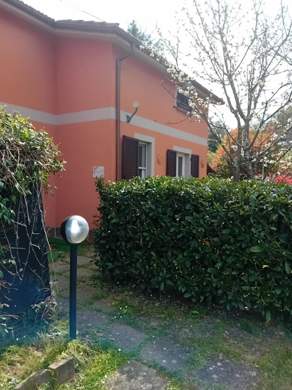 Property building, Spring, Day, Garden, Garden view