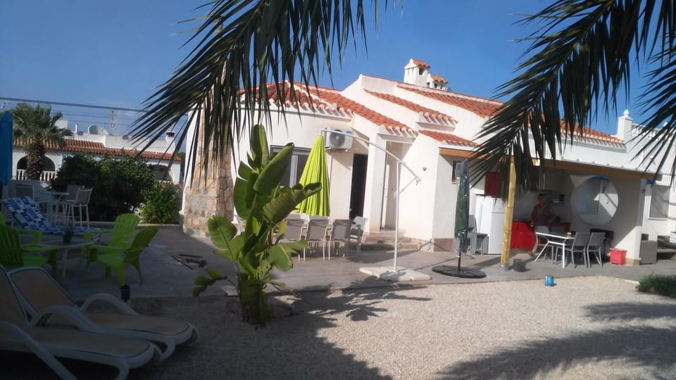 VILLA DOS-LAGOS Villa in Torrevieja