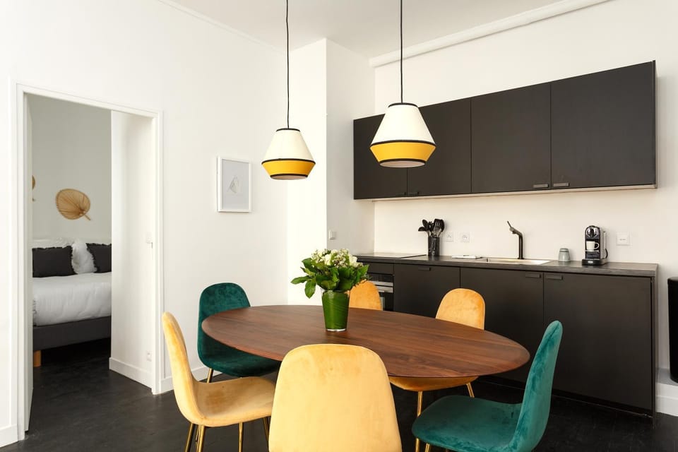Habitat Parisien - Ponthieu Champs Elysées Apartment in Paris