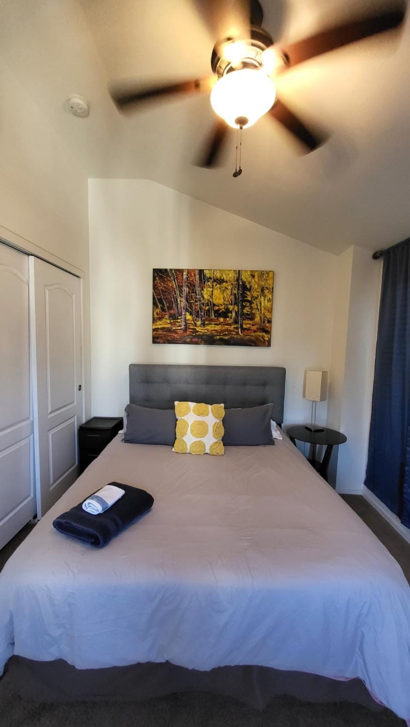 Unit 5 - Stay at Roosevelt Row Modern 2BR 2BA Condo Apartment in Phoenix