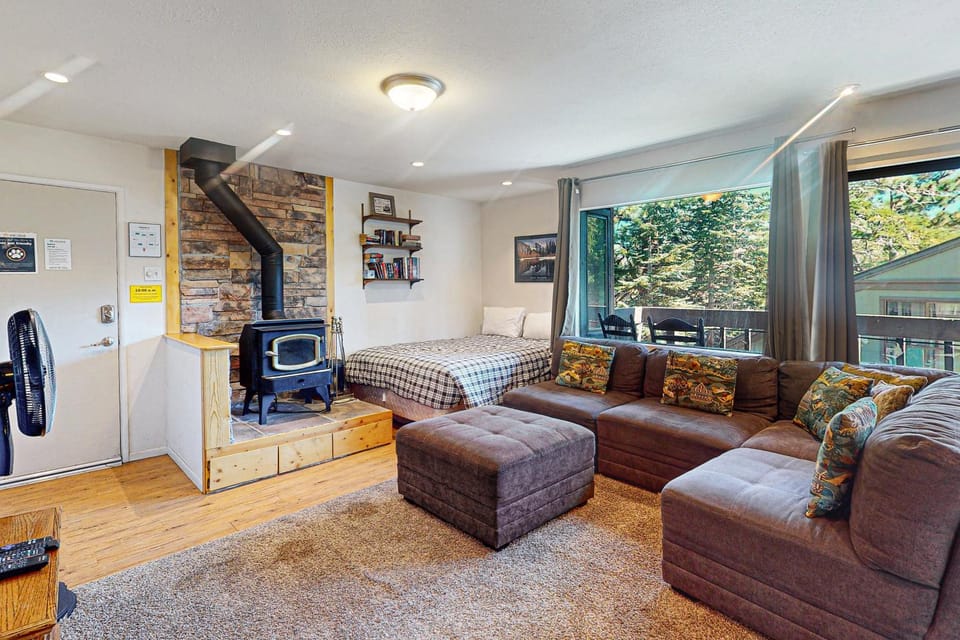 Bigwood 13 Apartment in Mammoth Lakes