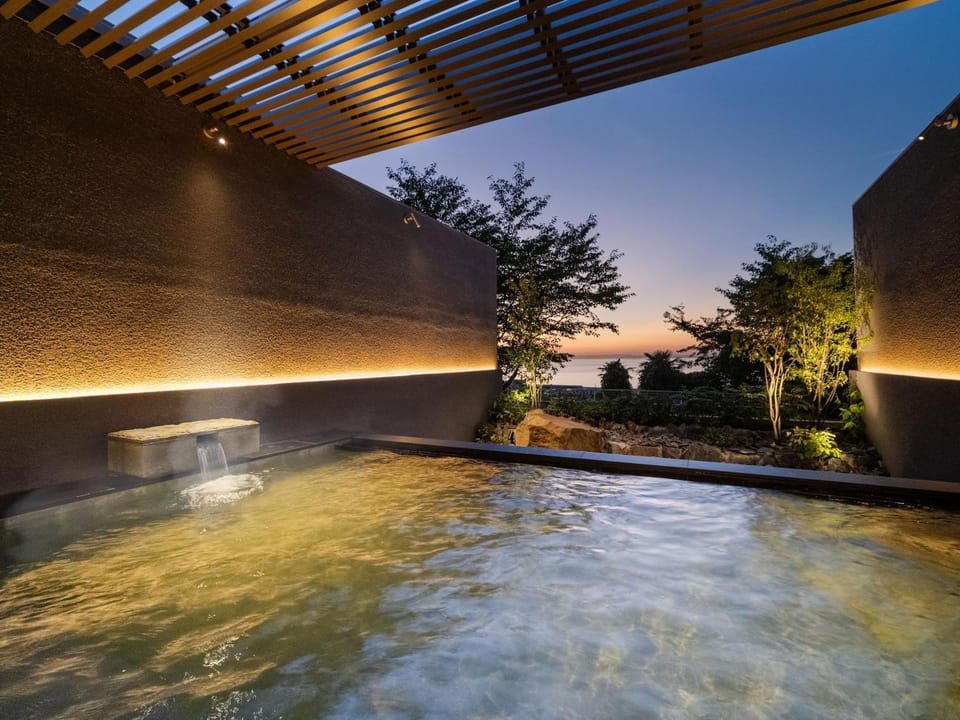 Hot Spring Bath, Open Air Bath