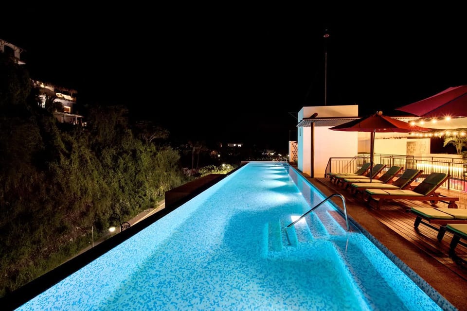 Swimming pool, Swimming pool