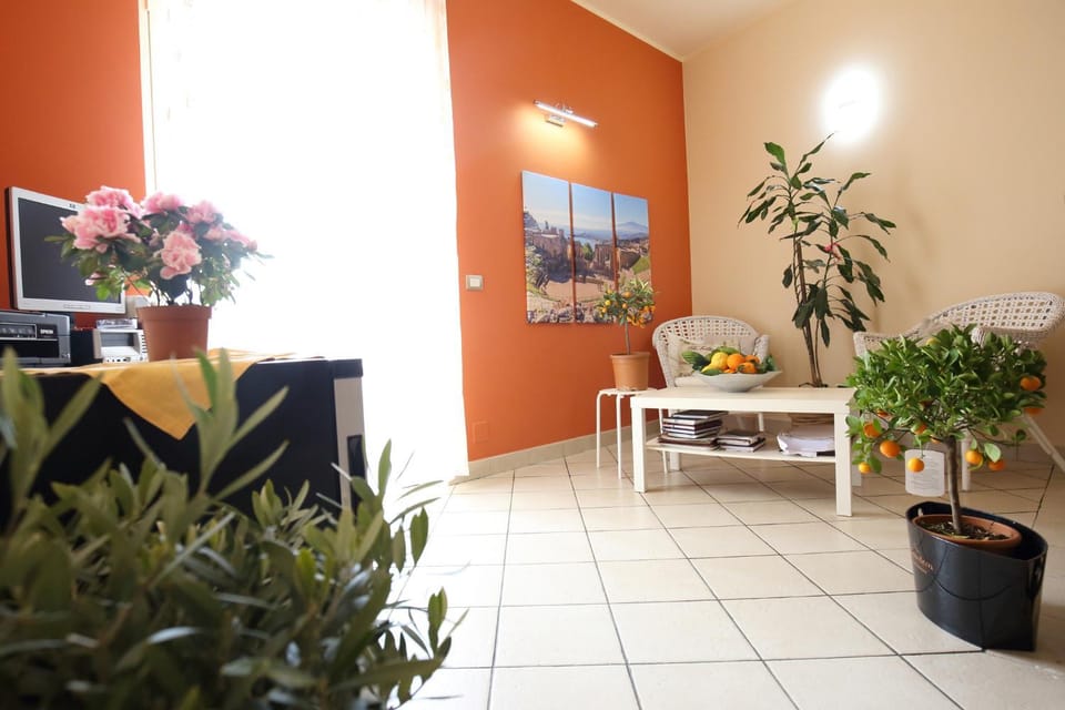 Communal lounge/ TV room, Seating area