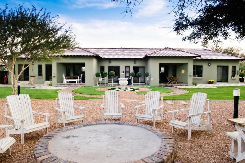 Property building, Garden, Garden view