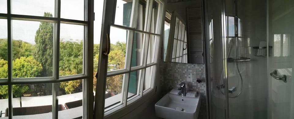 Junior Suites Venezia Bed and Breakfast in Venice