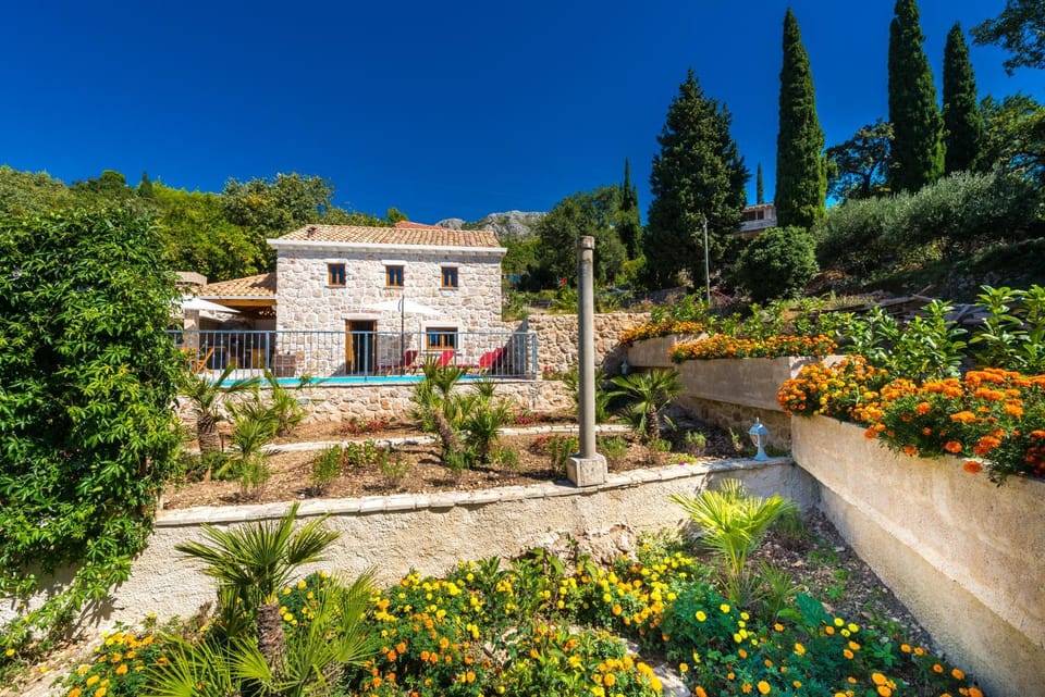 Holiday Home Marina - private swimming pool House in Dubrovnik-Neretva County