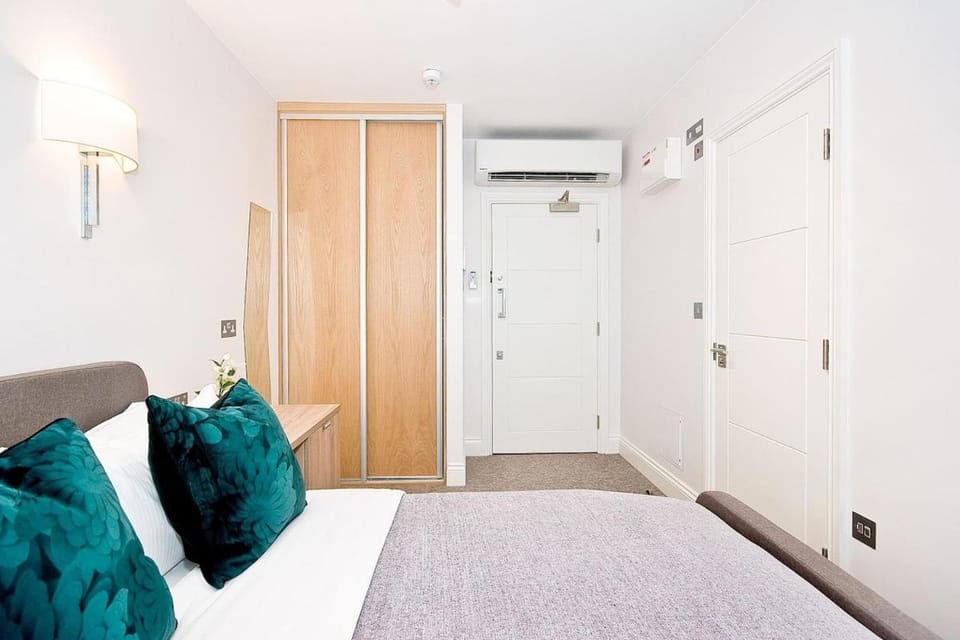 Eldon Chambers Pod 4 by City Living London Apartment in City of Westminster