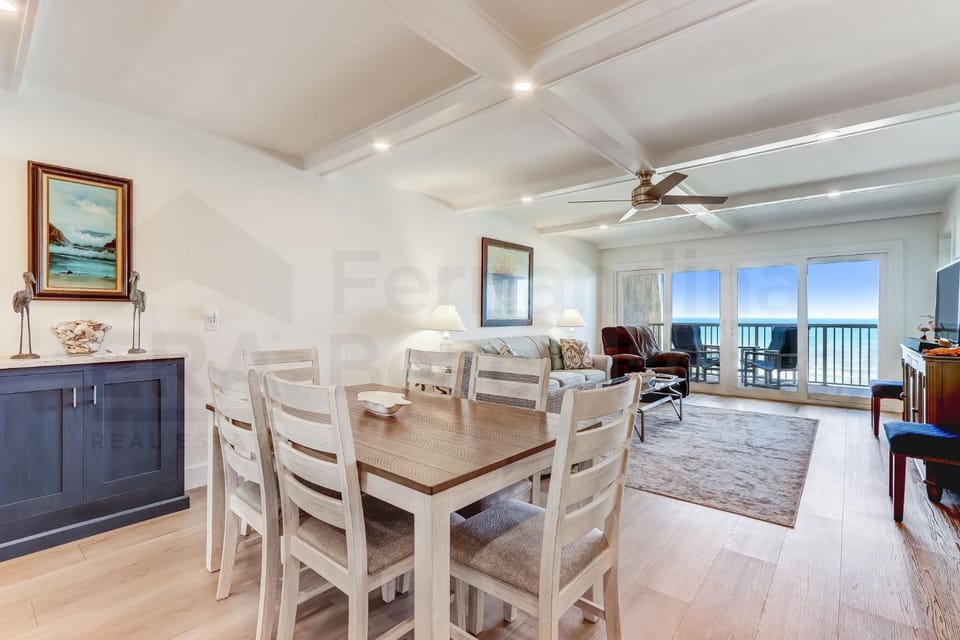 High End Coastal Feel Condo Apartment in Fernandina Beach