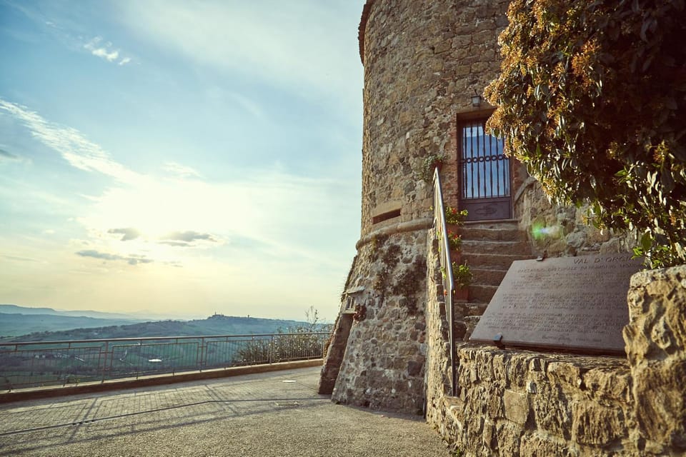 Facade/entrance, Natural landscape, Mountain view, Sunset