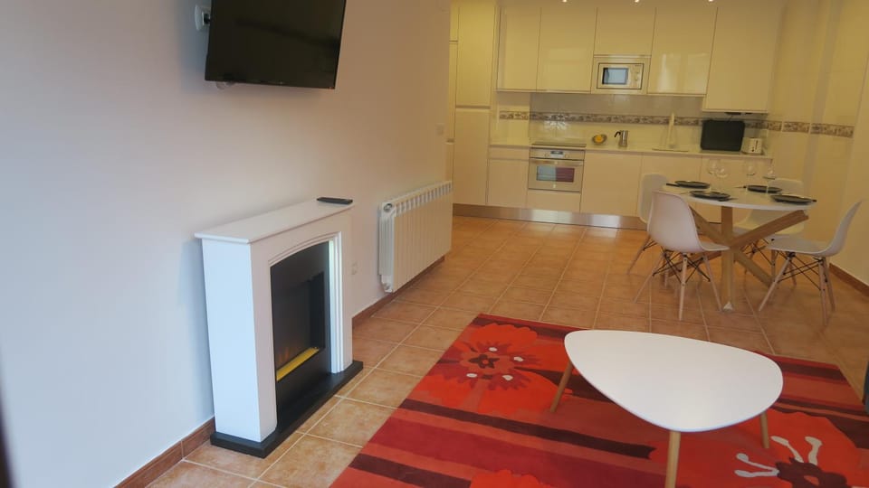 Kitchen or kitchenette, Living room, Seating area