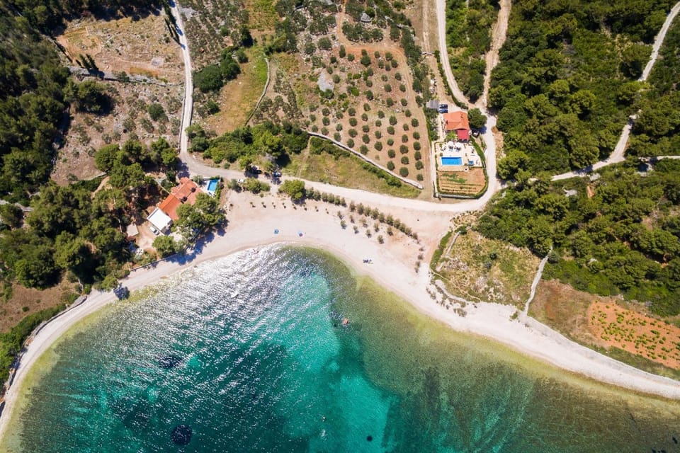 Deluxe Villa Sirena on the beach with Pool Villa in Split-Dalmatia County