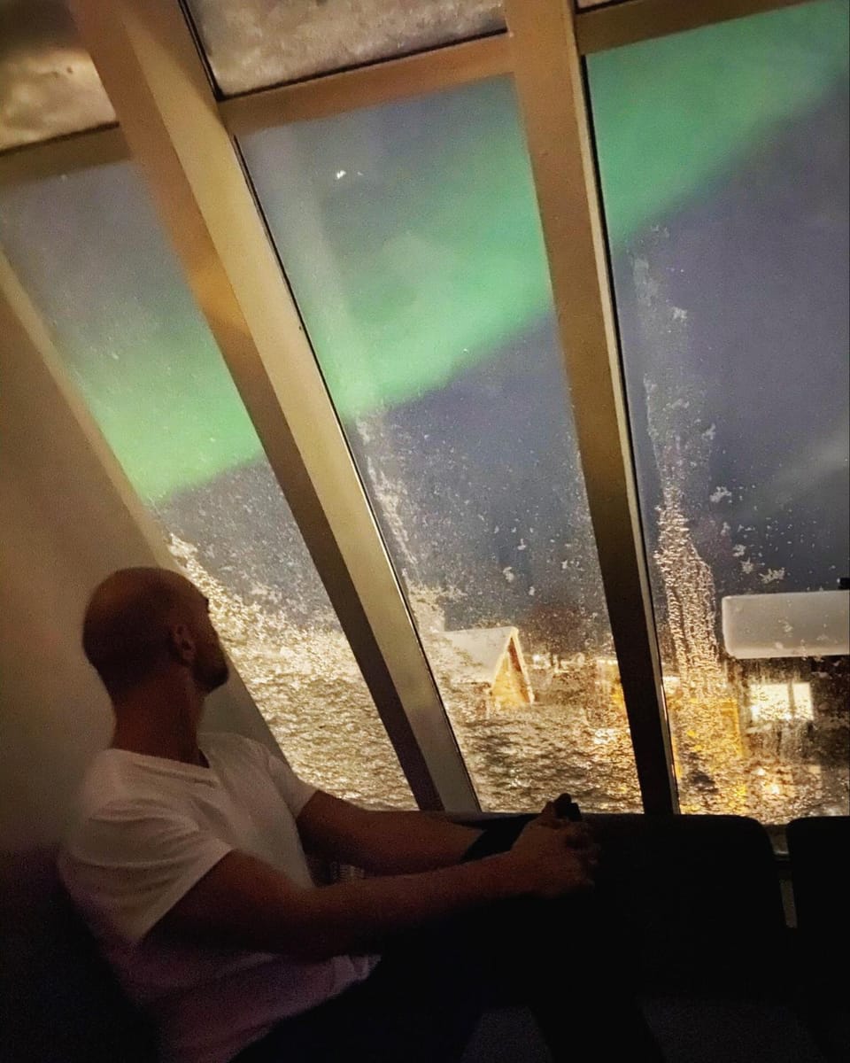 Amazing Sky Loft with Glass Roof & Panorama views Apartment in Tromso