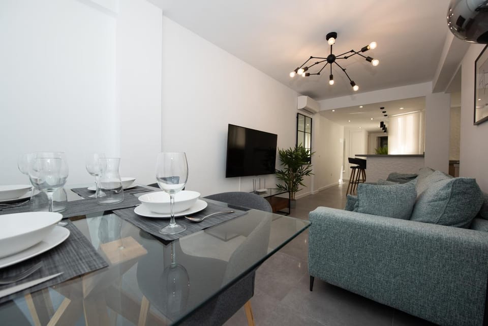 TV and multimedia, Living room, Dining area