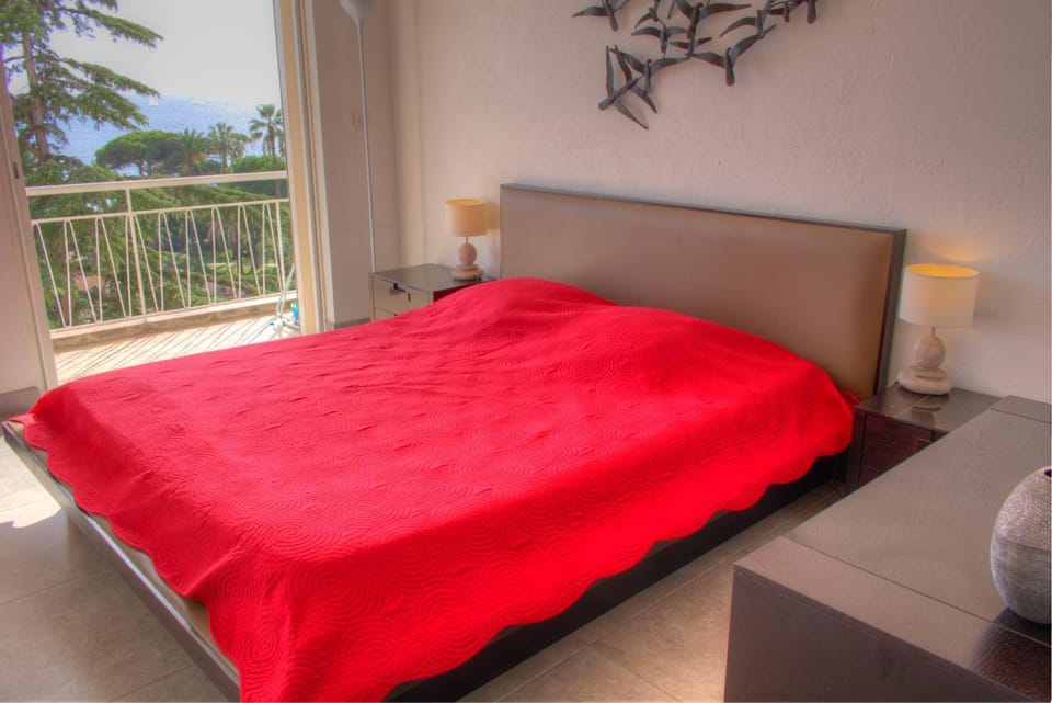 BEL APPARTEMENT PROCHE PLAGE ET CENTRE VILLE Apartment in Cannes