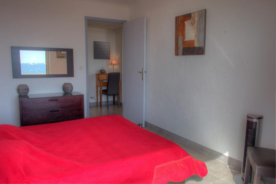 BEL APPARTEMENT PROCHE PLAGE ET CENTRE VILLE Apartment in Cannes