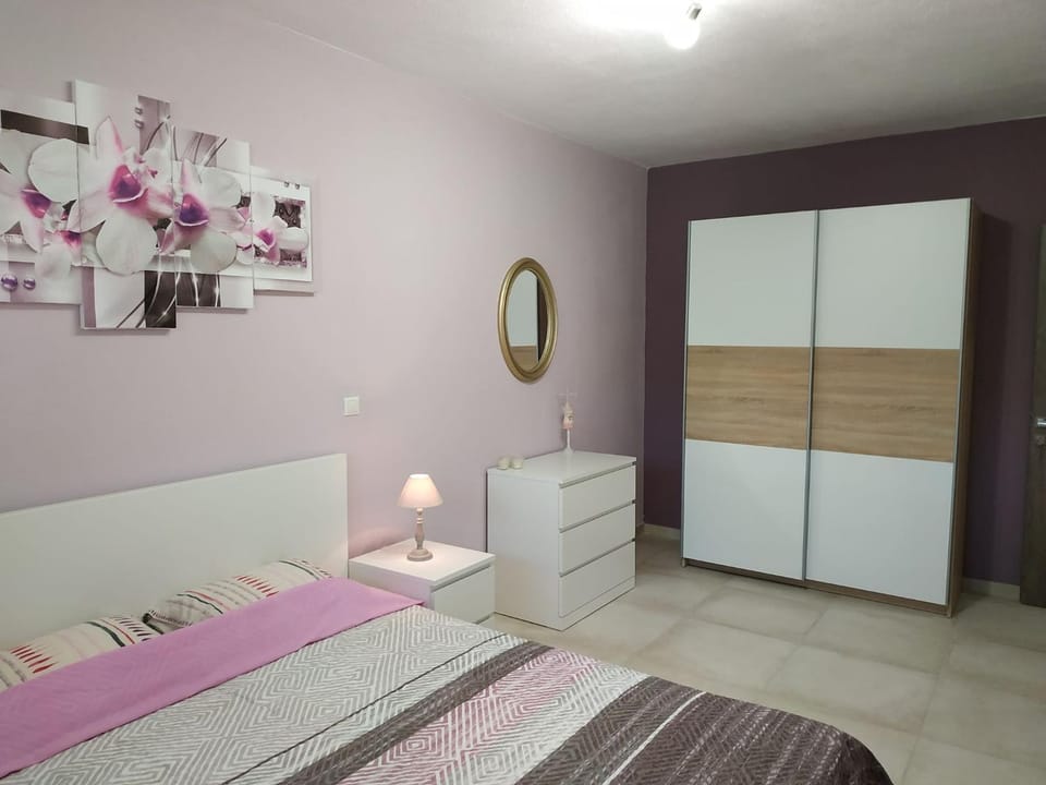 Property building, Bedroom