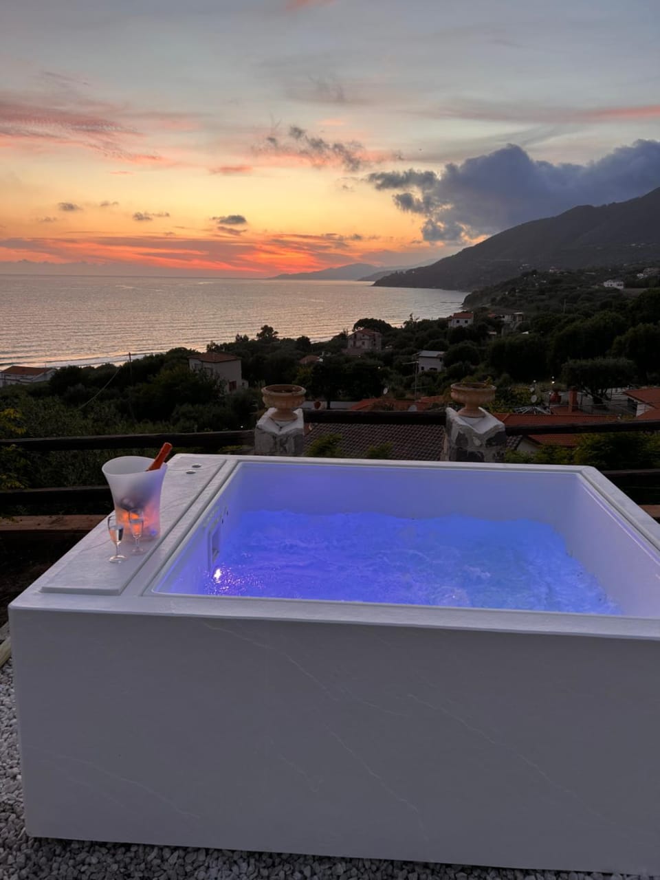 Property building, Hot Tub, View (from property/room), Sea view, Open Air Bath