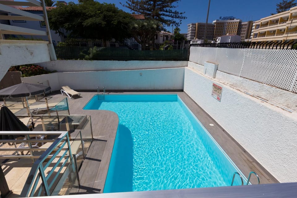 Pool view, Swimming pool
