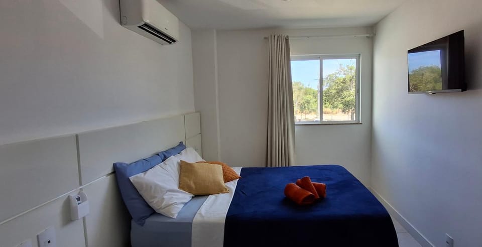 Bed, Bedroom, air conditioner