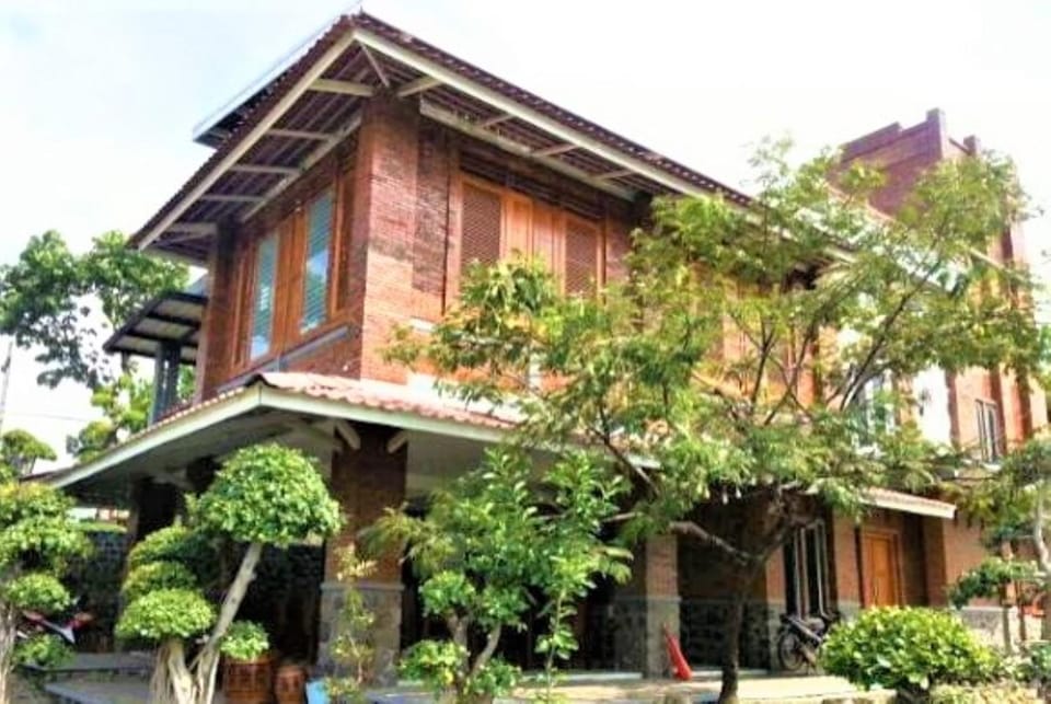 Property building, Bathroom, Bedroom