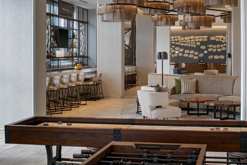Game Room, Lounge or bar