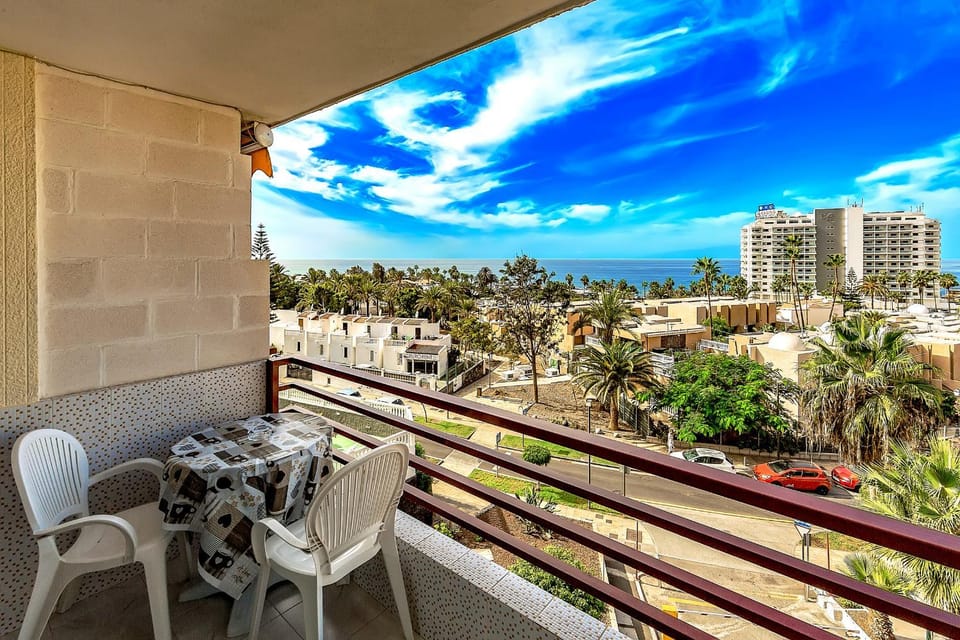 Balcony/Terrace, City view, Garden view, Sea view