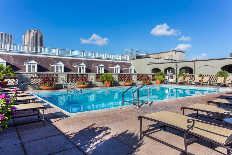 Swimming pool, Swimming pool