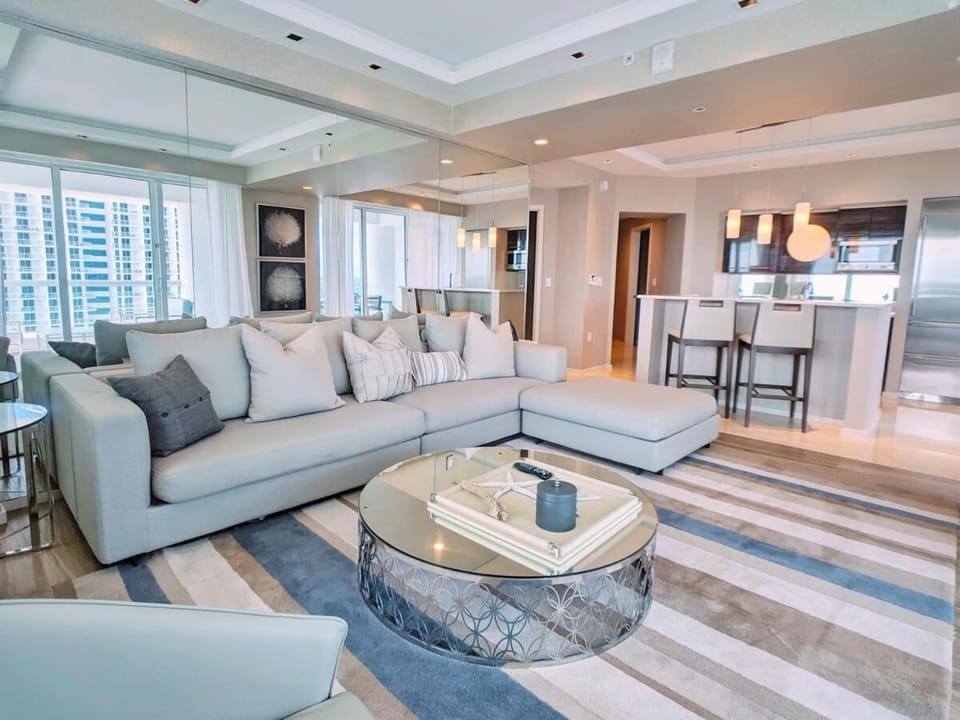 Luxury Fort Lauderdale Beach Resort House in Fort Lauderdale