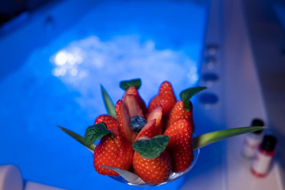 Hot Tub, Food
