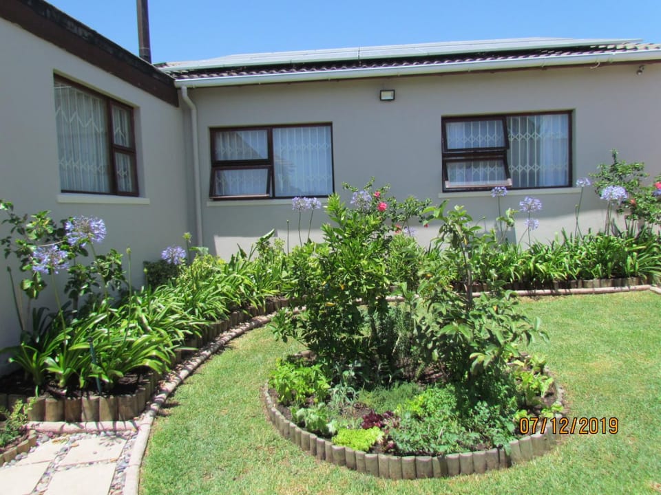 Property building, Garden view