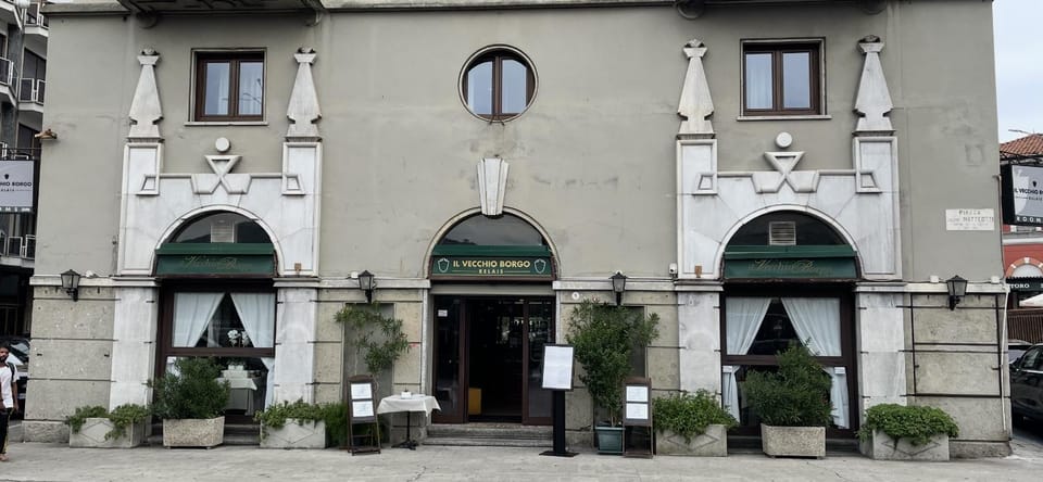 Property building, Facade/entrance, Neighbourhood