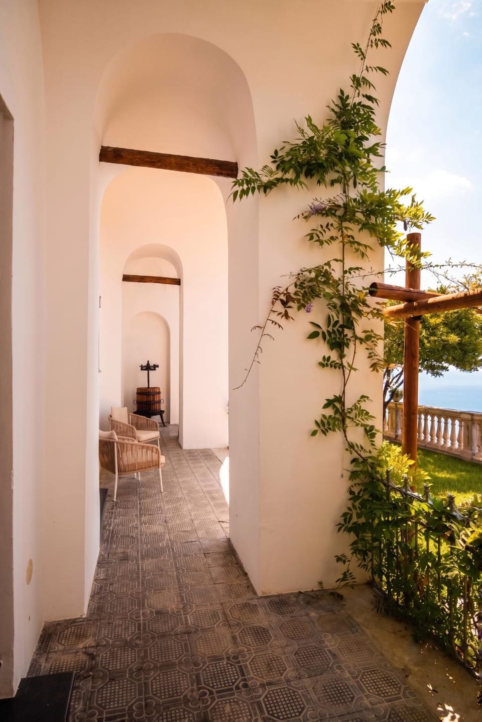 Patio, View (from property/room), Garden view, Sea view