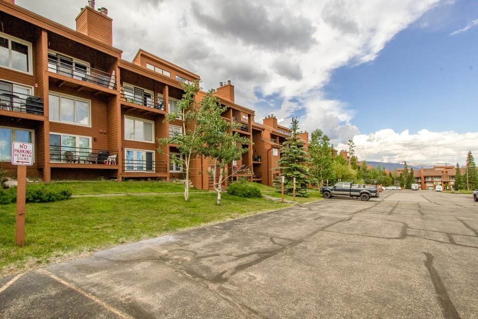 Timber Ridge 504B Apartment in Wildernest