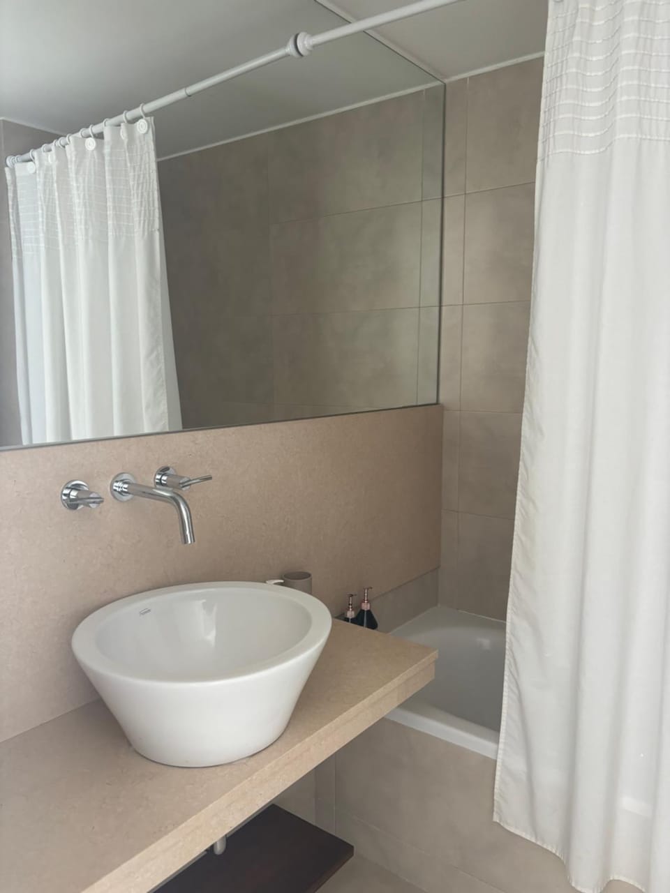 Apartamento vista al rio- TOPACIO TOWER Apartment in Buenos Aires