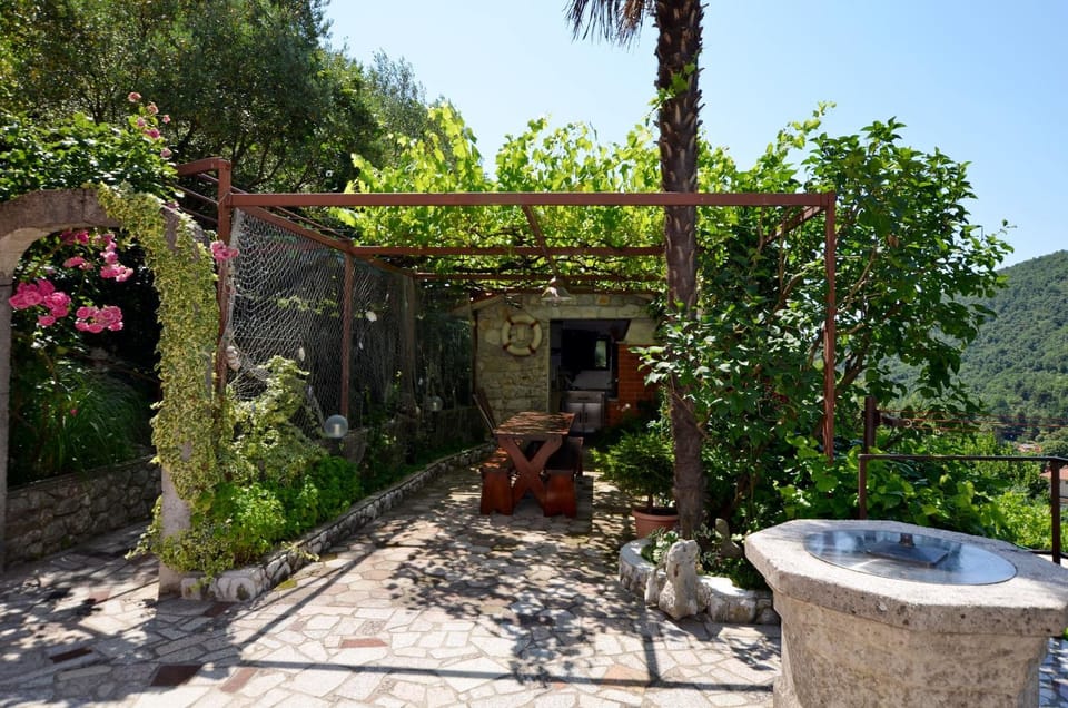 Property building, BBQ facilities