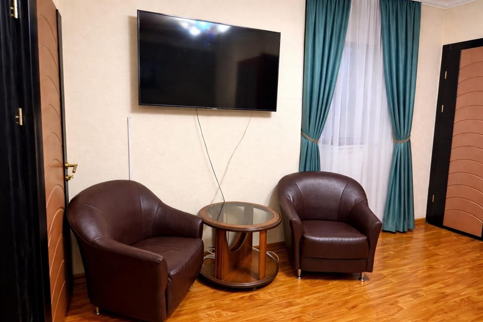 Отель Ренессанс Hotel in Dnipro