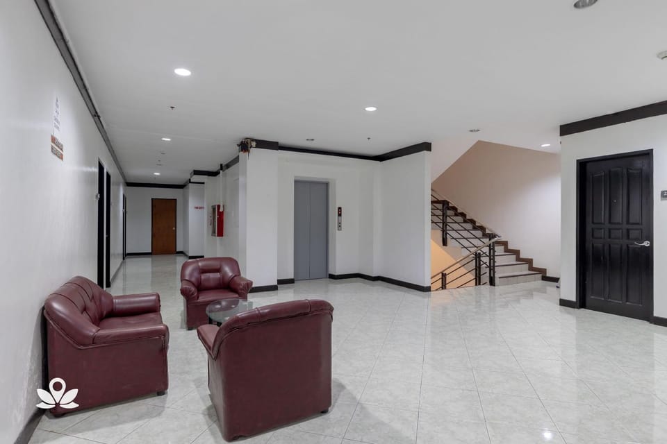 Lobby or reception, Seating area