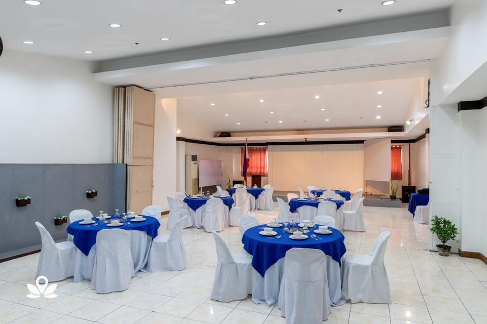 Business facilities, Area and facilities