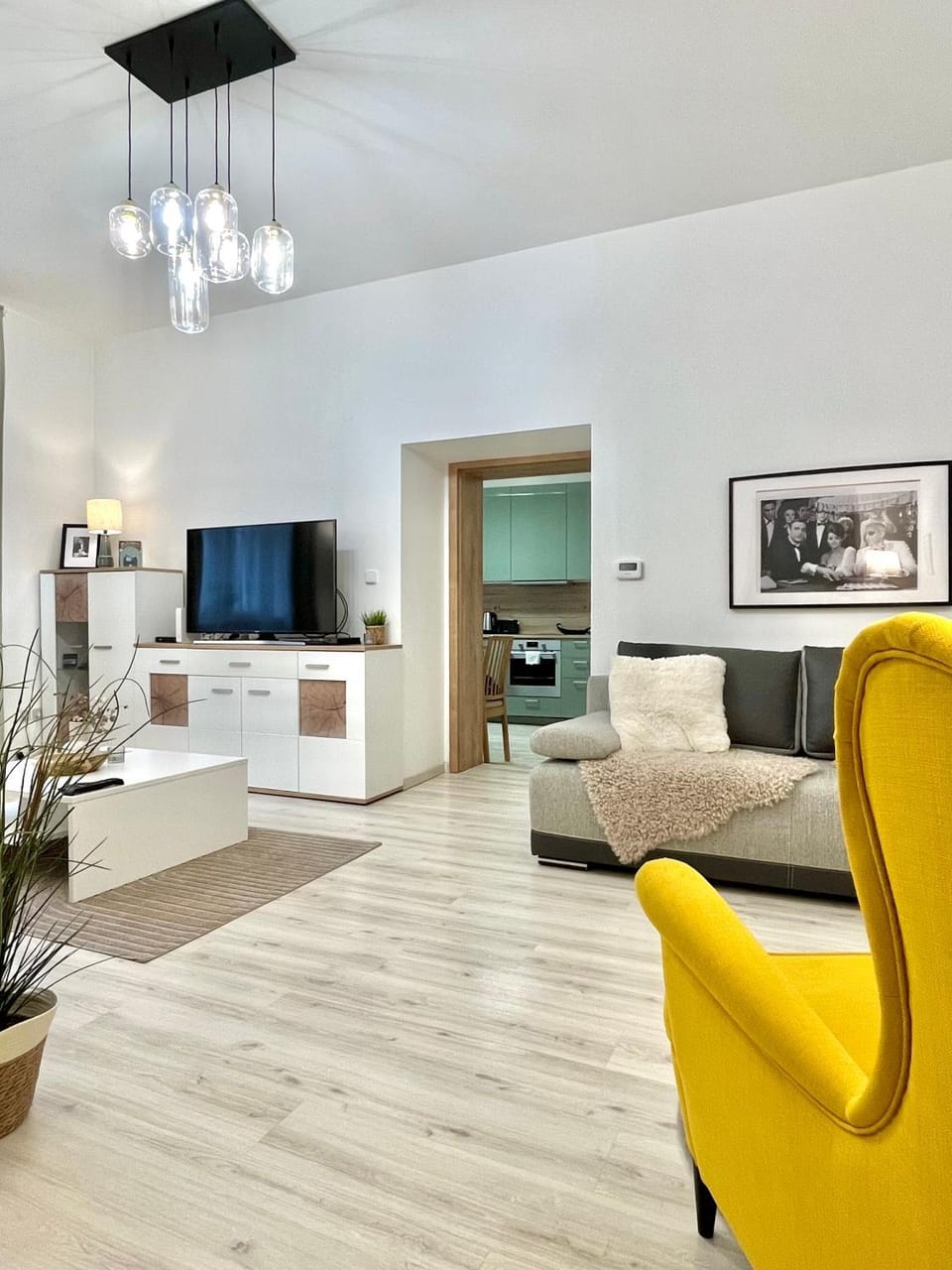 JAMES BOND Apartment TOP Location Air Conditioned Apartment in Bratislava