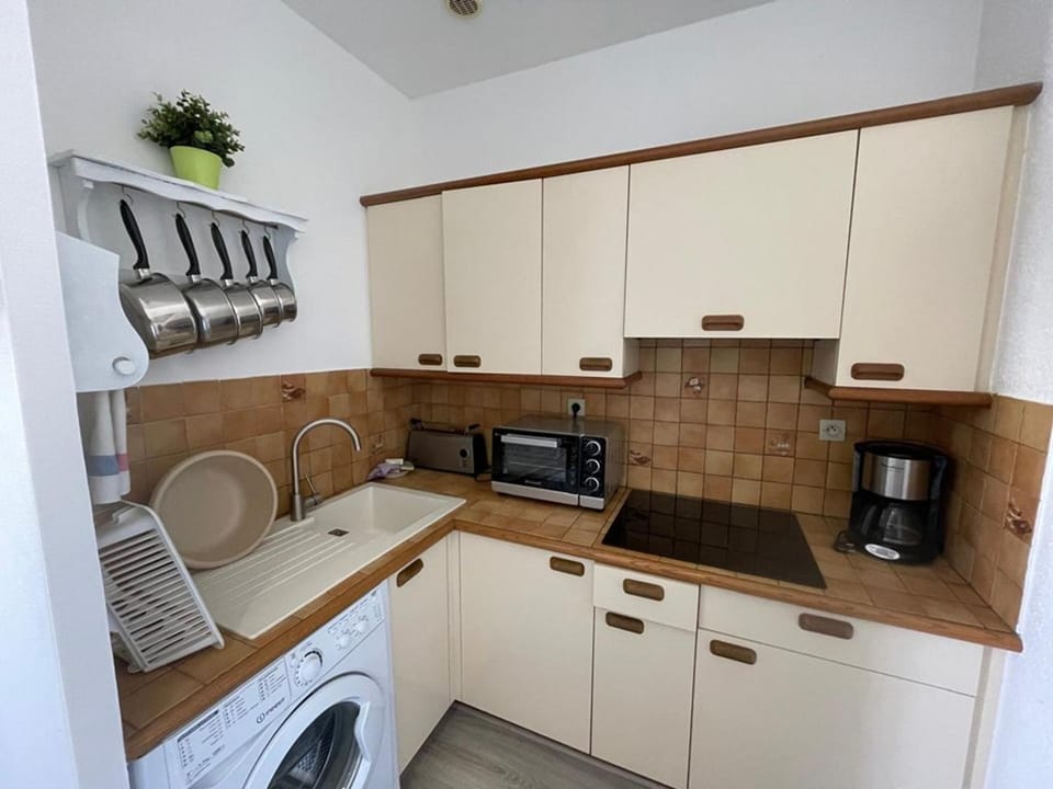 Appartement cosy avec terrasse, jardin et parking à 200m de la plage Apartment in Capbreton