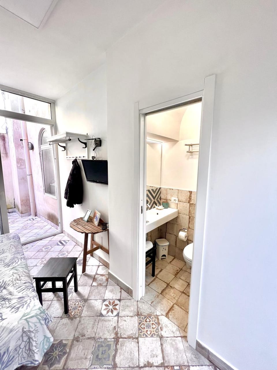 Bathroom, Bedroom