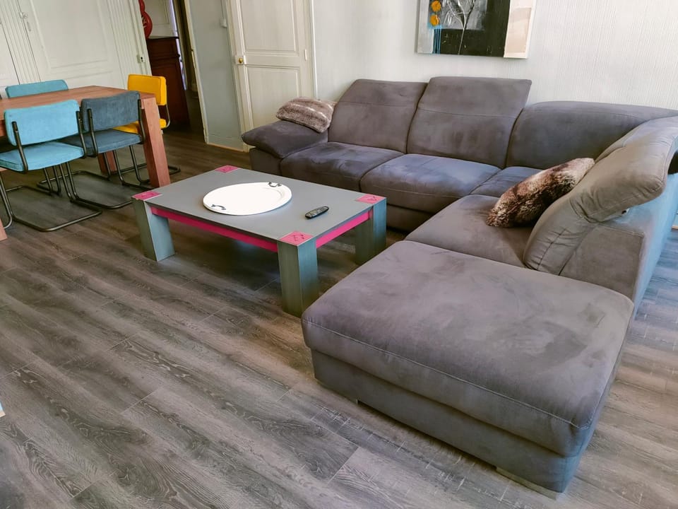 Communal lounge/ TV room, Living room