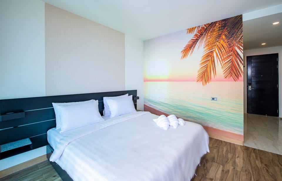 Oceana Resort Kamala Phuket Apartment in Kamala