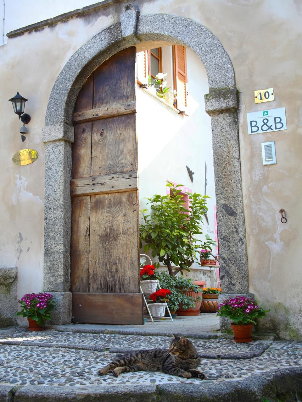 Facade/entrance