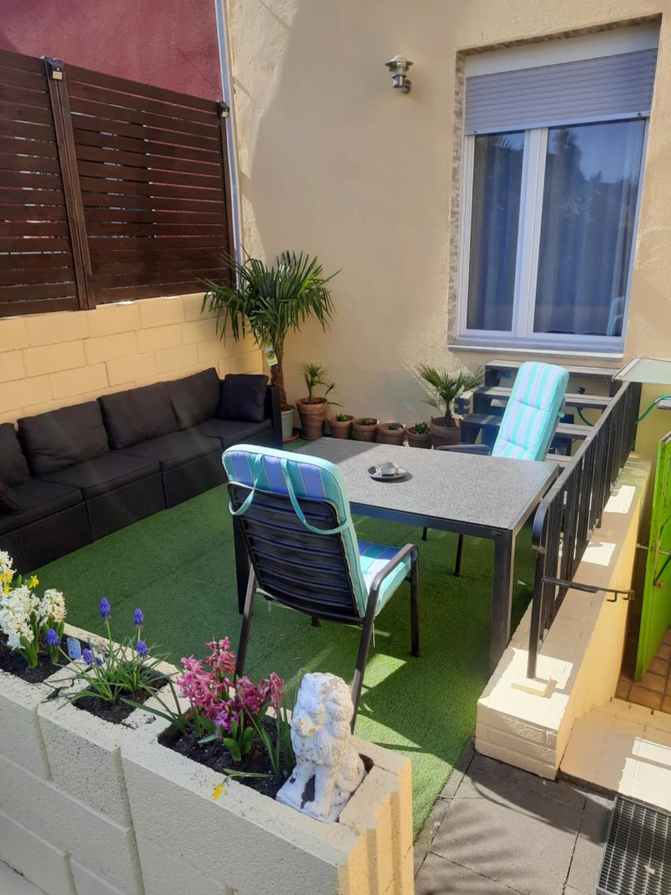 Joys Ferienwohnung Apartment in Oberhausen